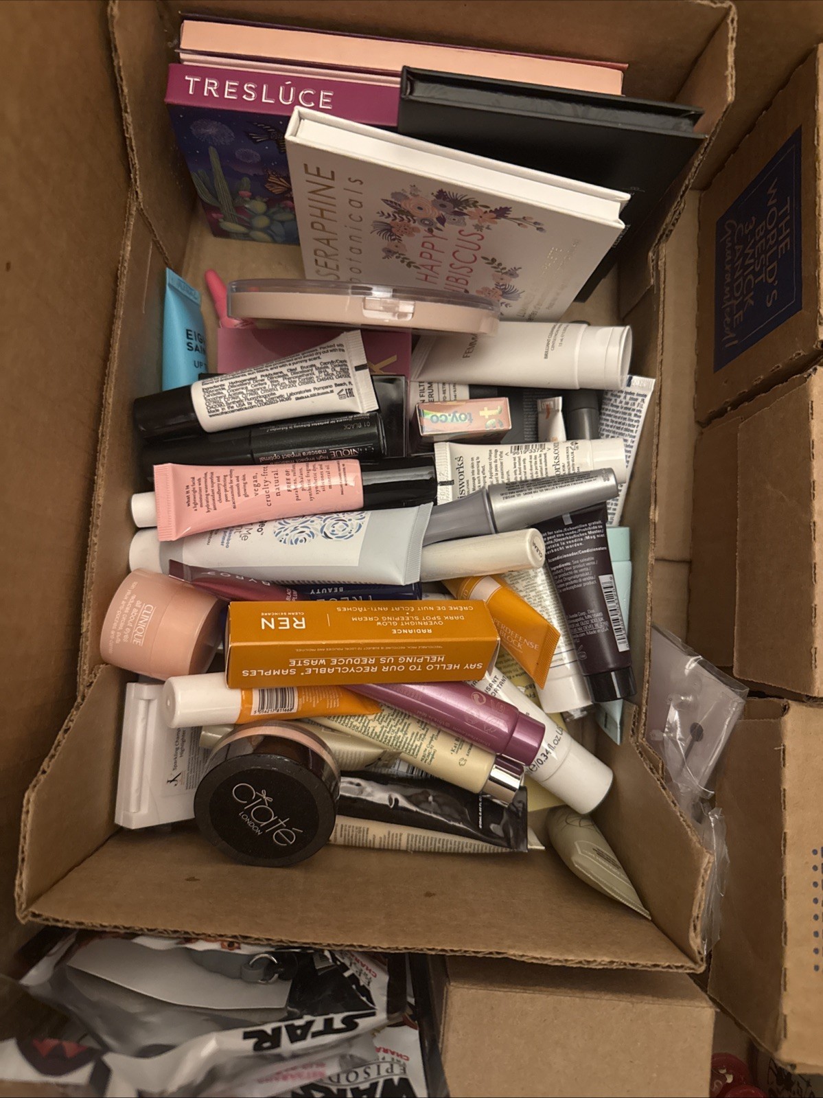 Random Makeup and Skincare Mystery Bundle Eight Products w/ Full Sized Eyeshadow