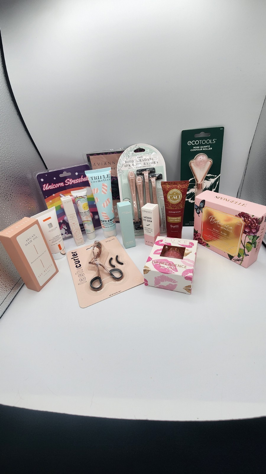 ✨ Mystery Beauty & Skincare Box — Get Ready to Be Surprised!